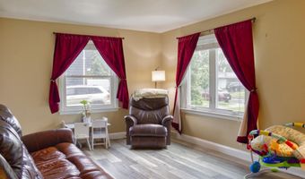 1702 S DOUGLAS St, Appleton, WI 54914