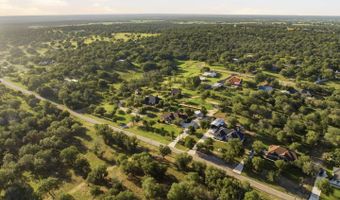 1009 Bluebonnet Ln, Adkins, TX 78101