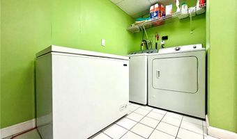 2 Hayes St, Johnston, RI 02919