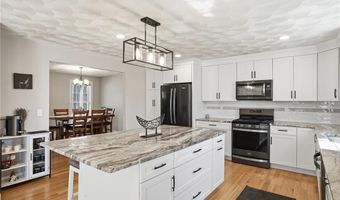 1268 Central Ave, Johnston, RI 02919