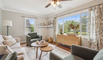 3109 Holcomb Ave, Des Moines, IA 50310