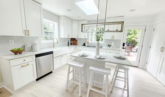 9721 BELLEVUE Dr, Bethesda, MD 20814