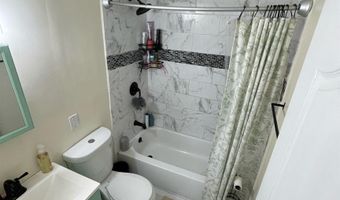 241 Warren Ave Ave, Bellmawr, NJ 08031