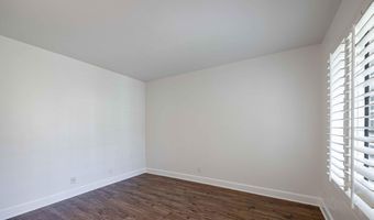 27555 Freetown Ln, Agoura Hills, CA 91301