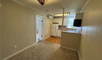38 Freebody St 205, Newport, RI 02840