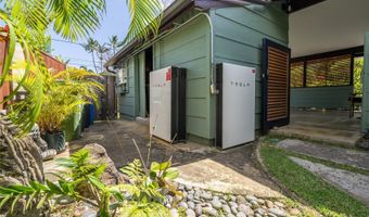 427 Akoakoa Pl, Kailua, HI 96734