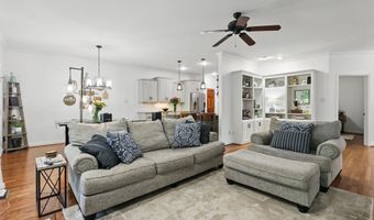 2716 Juniper Dr, Benton, AR 72015