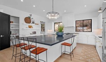 16390 Via Justina Real, Escondido, CA 92025