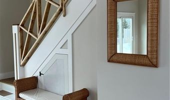 19 Traymore St, Charlestown, RI 02813