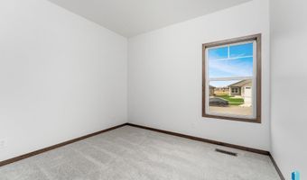 2309 E Tinley St, Brandon, SD 57005