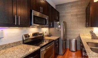 2116 Mcclintock Rd 122, Charlotte, NC 28205