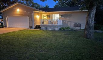 901 22nd Ave SW, Austin, MN 55912