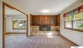 1614 Gateway Dr, Albert Lea, MN 56007