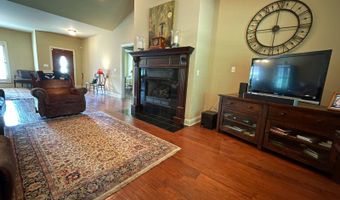 17 Valley View Rd, Batesville, AR 72501