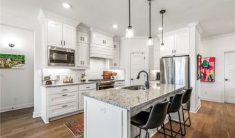 800 Harbison St, Bentonville, AR 72713