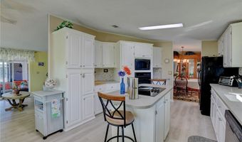 1019 Royal Palm Dr, Barefoot Bay, FL 32976