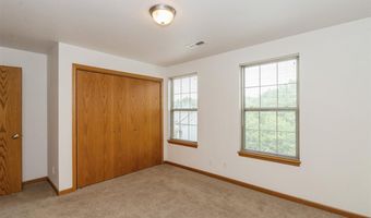 1080 Rachael St 304, North Liberty, IA 52317