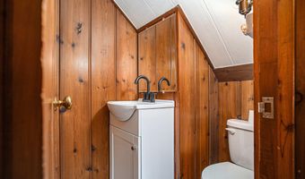 515 Maple Rdg, Albion, MI 49224