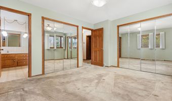 1402 N Arch St, Aberdeen, SD 57401