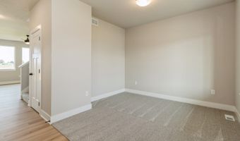 319 41st St SW, Altoona, IA 50009