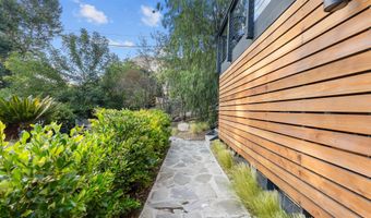 1930 Seminole Dr, Agoura Hills, CA 91301