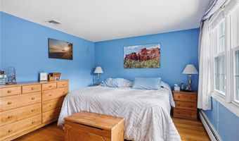 117 Austin Rd, North Kingstown, RI 02852