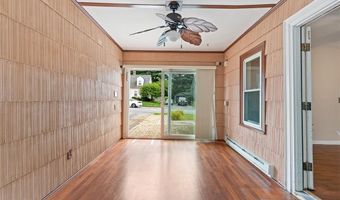 111 White Pkwy, North Smithfield, RI 02896