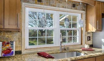 8065 N Farm Road 43, Ash Grove, MO 65604