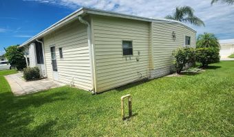 442 Seagull Dr, Barefoot Bay, FL 32976