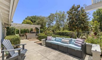10525 Burned Oak Ln, Escondido, CA 92026