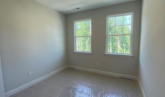 2819 Macbeth Ln, Apex, NC 27502