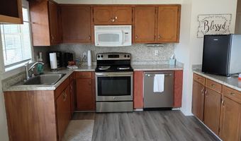 351 S 7th St S, Aurora, NC 27806