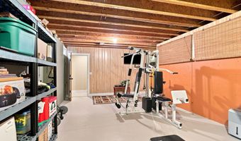 3235 Lakeview Dr, Allegan, MI 49010
