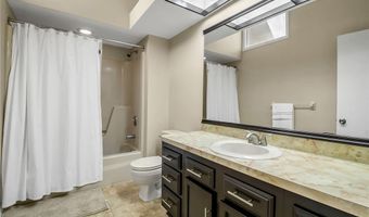 88 Breezewood Cmn, Amherst, NY 14051