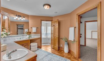 1548 N 800 Rd, Baldwin City, KS 66006