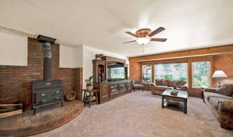 6710 Whispering Canyon Dr, Anderson, CA 96007