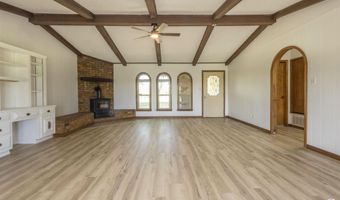 8696 FM 1840, De Kalb, TX 75559