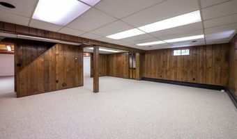 198 N Timber Ln, Cheshire, CT 06410