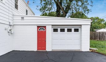 884 S Chesterfield Rd, Columbus, OH 43209