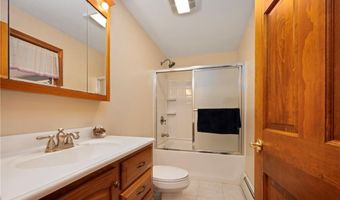 350 Austin Farm Rd, Exeter, RI 02822