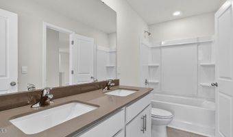 55 Green Laurel Dr, Angier, NC 27501