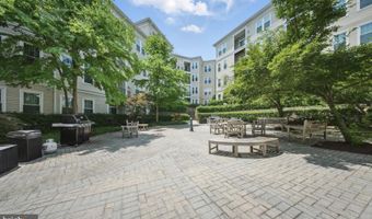 2465 ARMY NAVY Dr 1-405, Arlington, VA 22206
