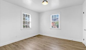 218 S West St, Ahoskie, NC 27910