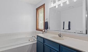 13423 Dominica Way, Apple Valley, MN 55124
