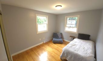 71 Venus Ave, Burlington, VT 05408