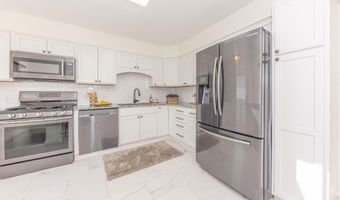 1729 Weldon Blvd, Ann Arbor, MI 48103
