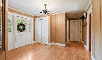 114 Loon Call Dr, Belgrade, ME 04917