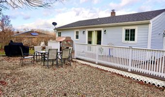 25 Henso Dr, Danbury, CT 06811