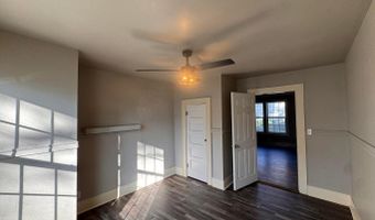 748 Brooks St, Batesville, AR 72501