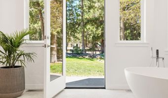 3729 NW Summerfield Rd, Bend, OR 97703